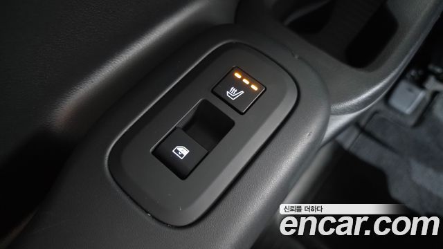 Hyundai Santafe 2025 — photo 17