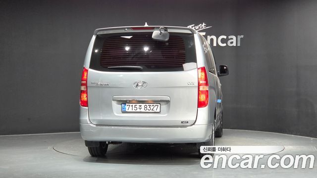 Hyundai Starex 2013 — photo 4