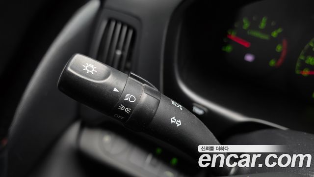 Hyundai Starex 2013 — photo 28