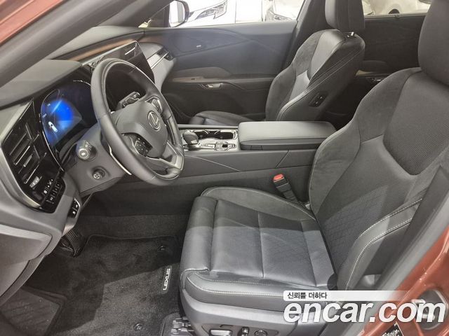 Lexus RX 2025 — photo 7