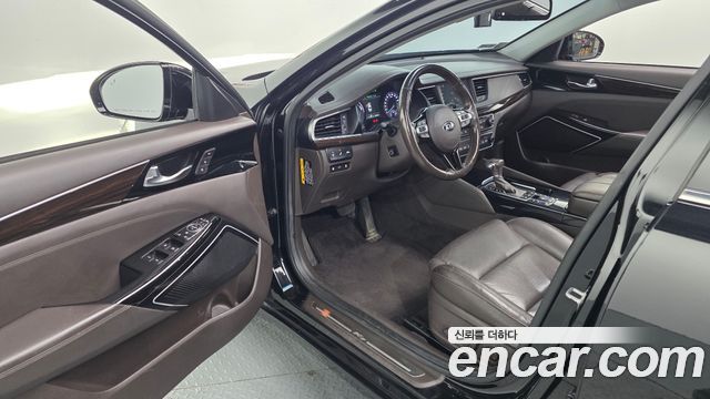 Kia K7 2018 — photo 13
