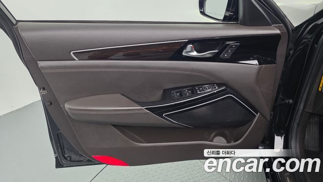 Kia K7 2018 — photo 14
