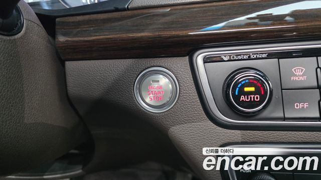 Kia K7 2018 — photo 29