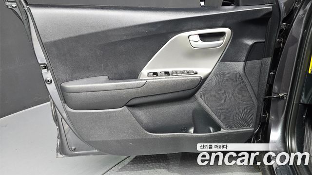 Kia Niro 2020 — photo 14