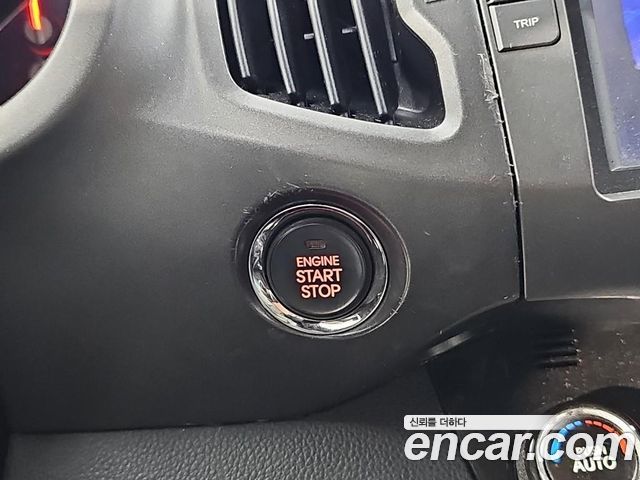 Kia Sportage 2013 — photo 17