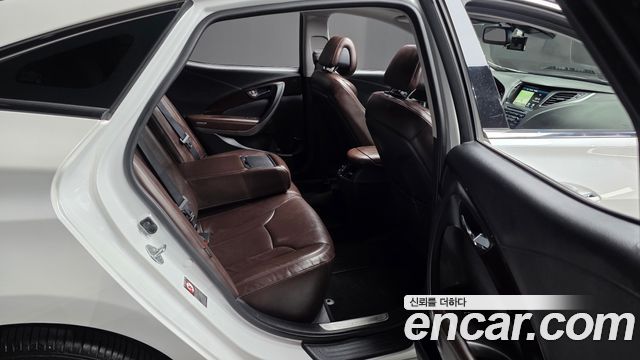 Hyundai Grandeur 2016 — photo 17