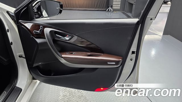 Hyundai Grandeur 2016 — photo 14