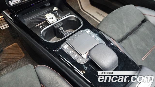 Mercedes-Benz CLA-Class 2020 — photo 24