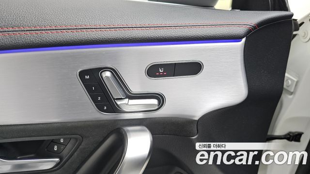 Mercedes-Benz CLA-Class 2020 — photo 26