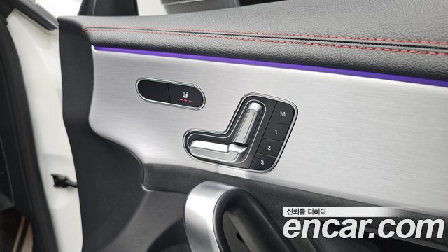 Mercedes-Benz CLA-Class 2020 — photo 27