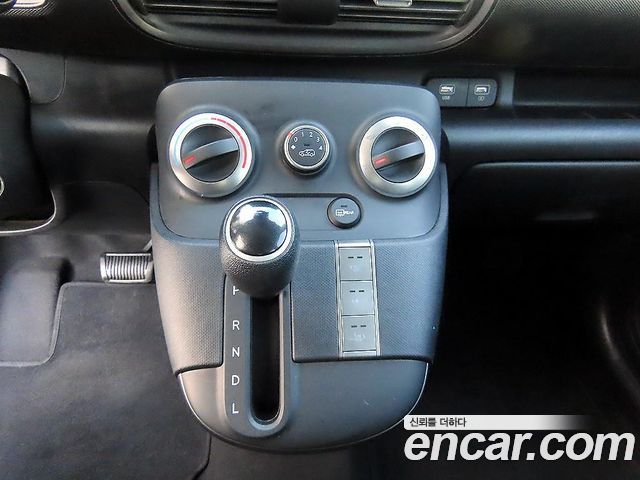 Hyundai Casper 2023 — photo 10