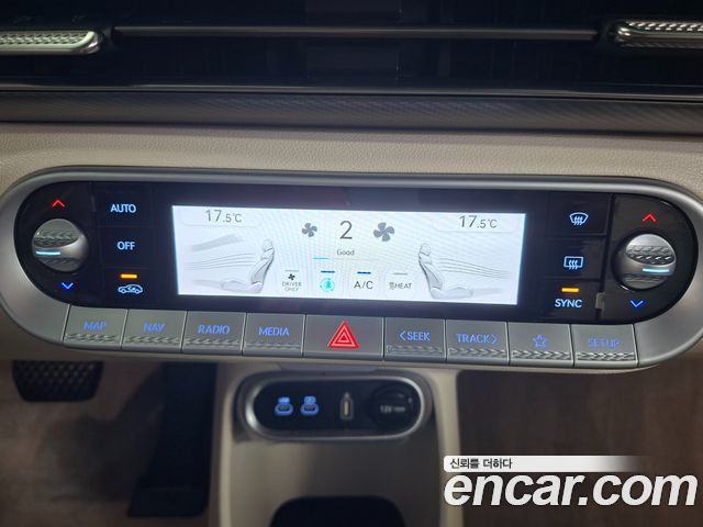 Genesis GV60 2022 — photo 10