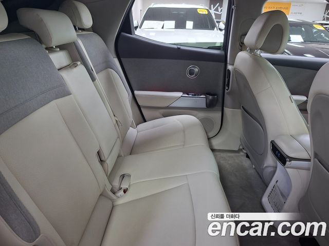 Genesis GV60 2022 — photo 17