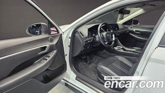 Hyundai Sonata 2021 — photo 13