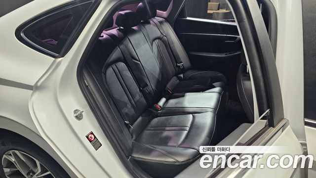 Hyundai Sonata 2021 — photo 17