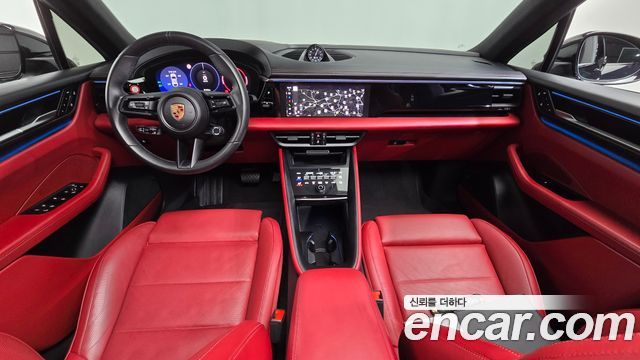 Porsche Macan 2025 — photo 10