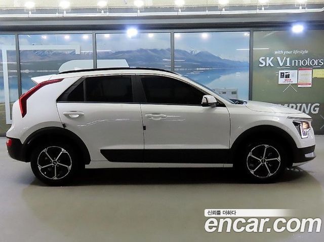 Kia Niro 2025 — photo 3