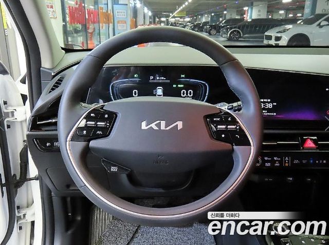 Kia Niro 2025 — photo 8