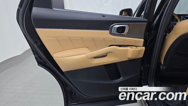 Kia Sorento 2023 — photo 15