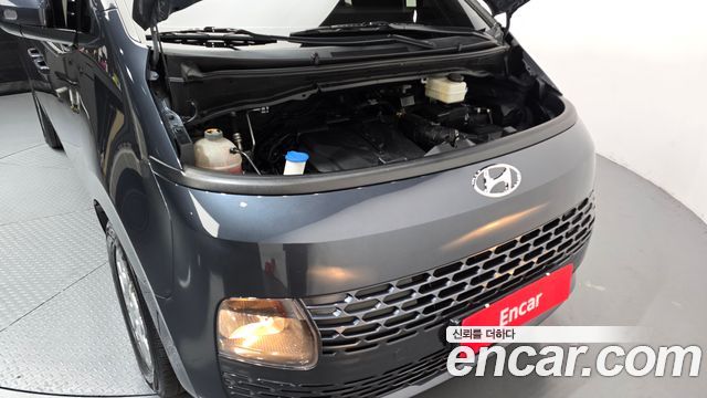 Hyundai Staria 2022 — photo 6