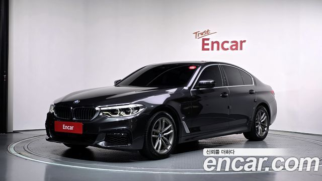 BMW 5-Series 2020 — photo 1