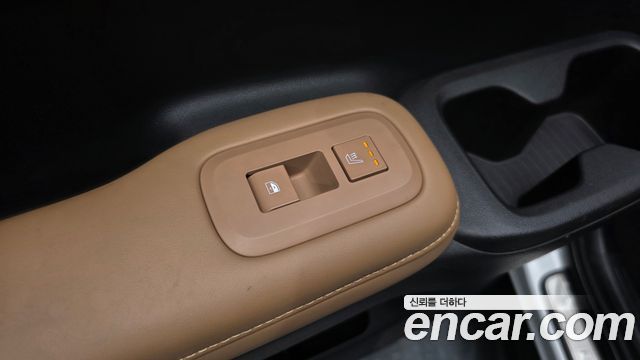 Hyundai Santafe 2024 — photo 25