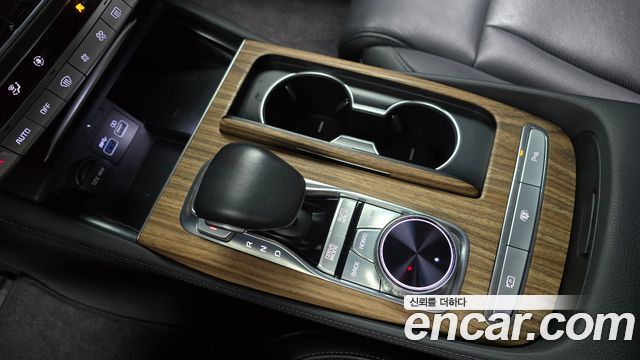 Kia K9 2023 — photo 12