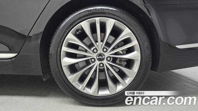 Kia K9 2023 — photo 7
