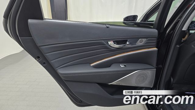 Kia K9 2023 — photo 15
