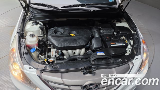 Hyundai Sonata 2012 — photo 6