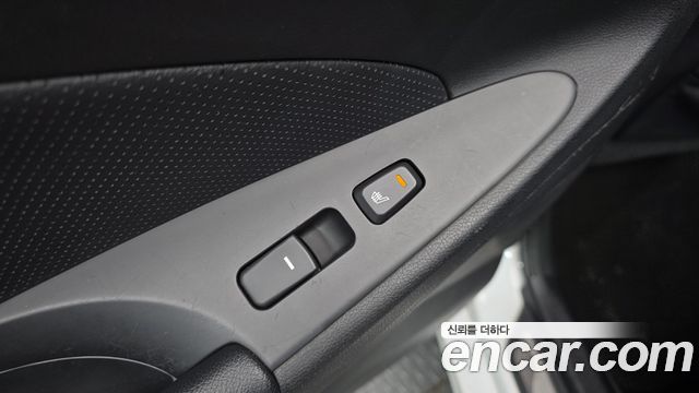 Hyundai Sonata 2012 — photo 23
