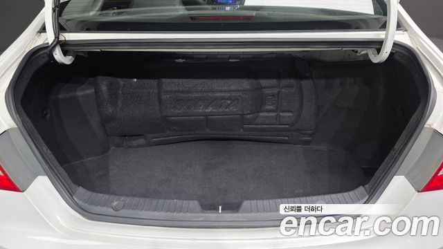 Hyundai Sonata 2012 — photo 31
