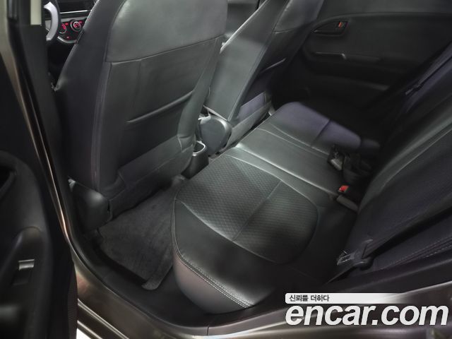 Kia morning 2012 — photo 8