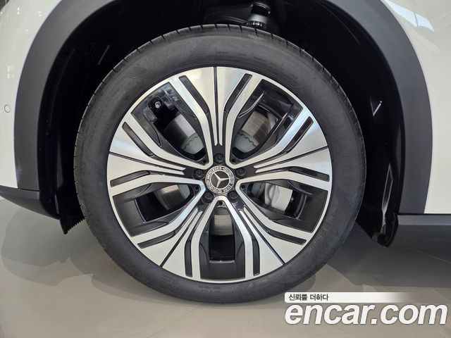 Mercedes-Benz EQE 2026 — photo 5