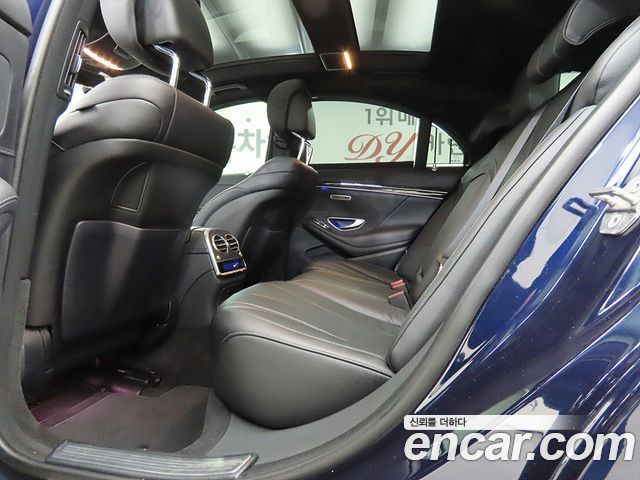 Mercedes-Benz S-Class 2020 — photo 6
