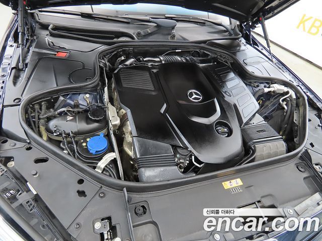 Mercedes-Benz S-Class 2020 — photo 19