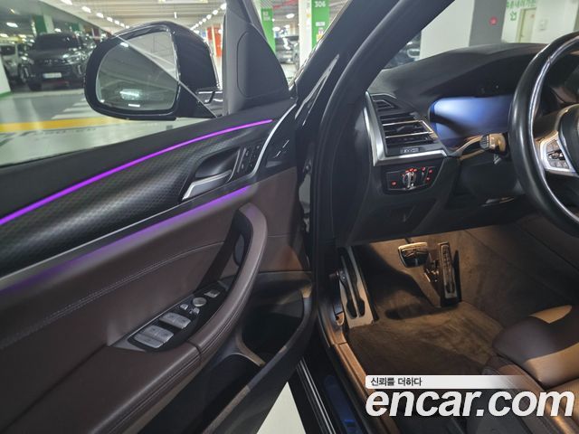 BMW X4 2023 — photo 8