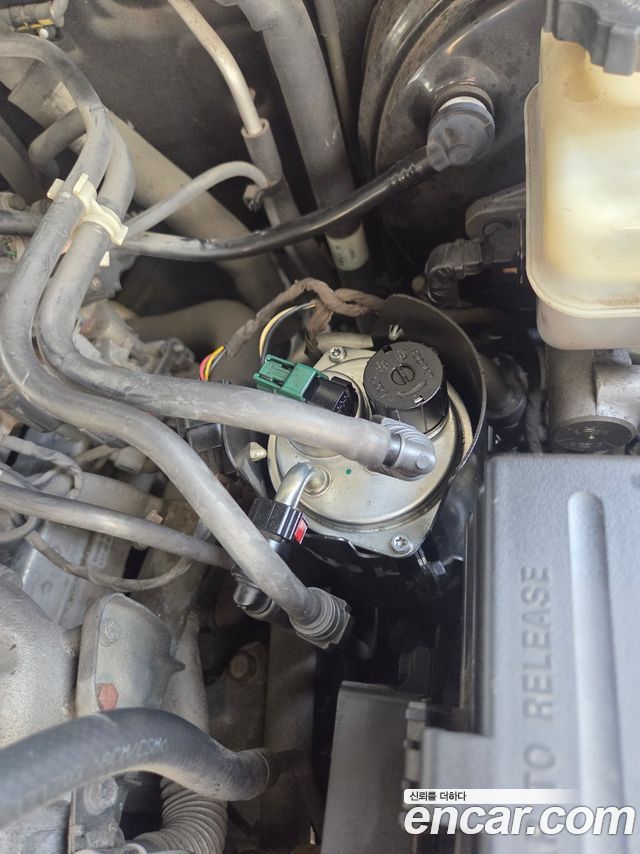 KG Mobility Rexton 2014 — photo 14