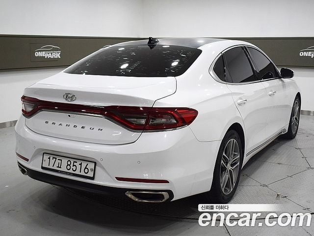 Hyundai Grandeur 2018 — photo 3