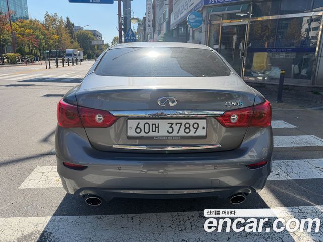 Infiniti Q50 2016 — photo 4