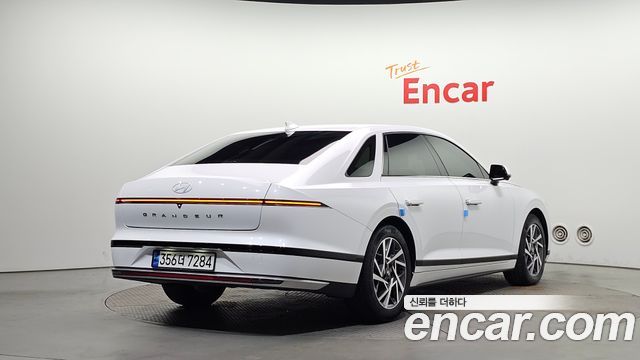 Hyundai Grandeur 2023 — photo 2
