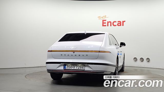 Hyundai Grandeur 2023 — photo 4