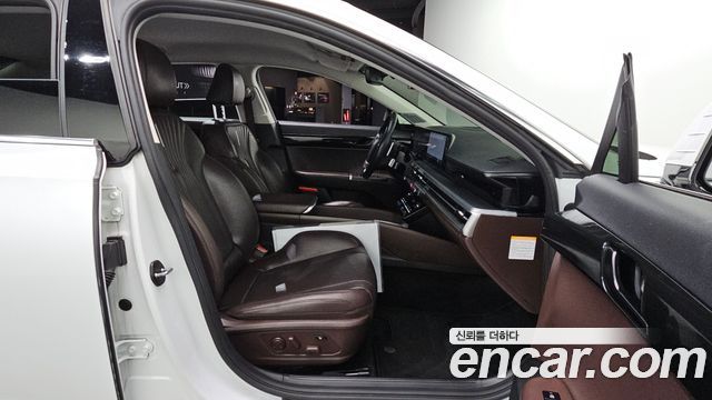 Hyundai Grandeur 2023 — photo 17