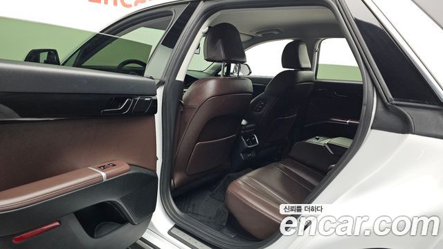 Hyundai Grandeur 2023 — photo 16