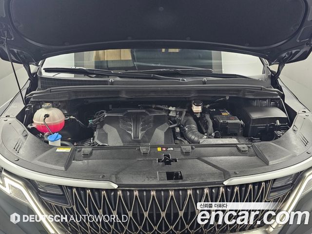 Kia Canival 2023 — photo 6