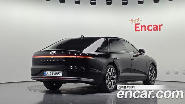 Hyundai Grandeur 2023 — photo 2