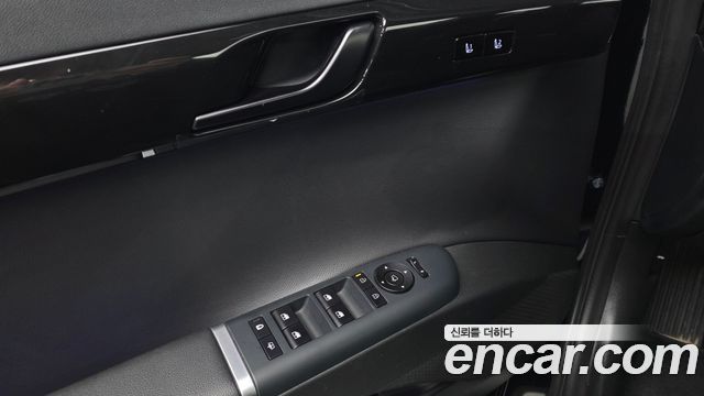 Hyundai Grandeur 2023 — photo 24
