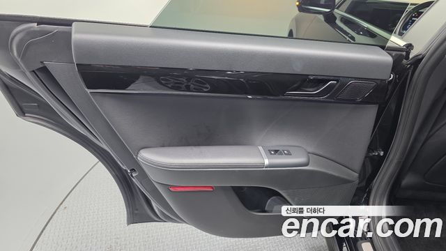 Hyundai Grandeur 2023 — photo 15