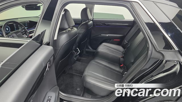 Hyundai Grandeur 2023 — photo 16