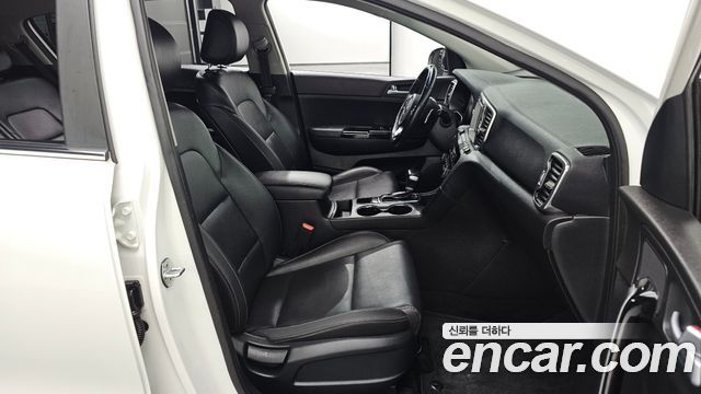 Kia Sportage 2017 — photo 13